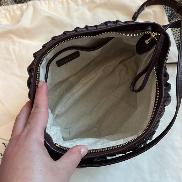 Mansur Gavriel NWOT Balloon Pleated Italian Leather Shoulder Crossbody Handbag - Picture 4 of 11